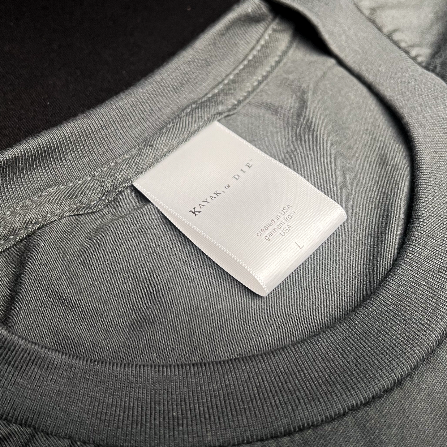 K,orD. CHEST LOGO TEE